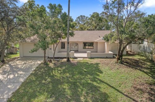 5190 Colchester Ave, Brooksville, FL 34608-2425