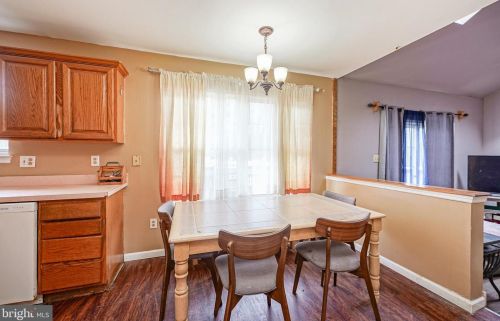 124 Meadowrue Ln, Wenonah NJ  08090-2063 exterior
