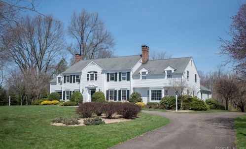 251 Hoyt Farm Rd, New Canaan, CT 06840-5040