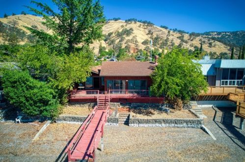 7783 Cora Dr, Lucerne CA  95458-8523 exterior
