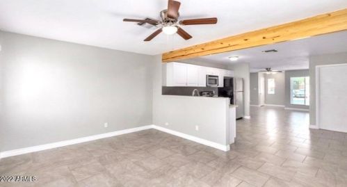 7127 Vermont Ave, Glendale, AZ 85303-5720