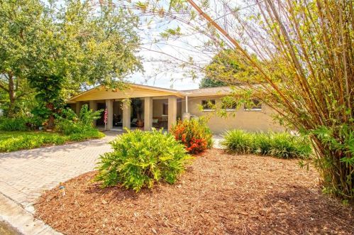 4291 Cherry St, Saint Petersburg, FL 33703-5033