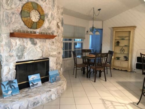 1305 Briarwood Dr, Fort Pierce, FL 34986-2308