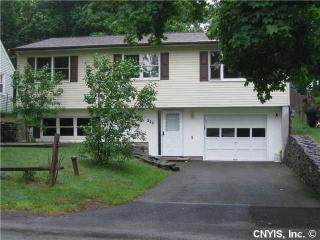 223 Mcclennan Dr, Fville, NY 13066-1236