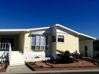 3441 Don Carlos Dr, Carlsbad, CA 92010-3908