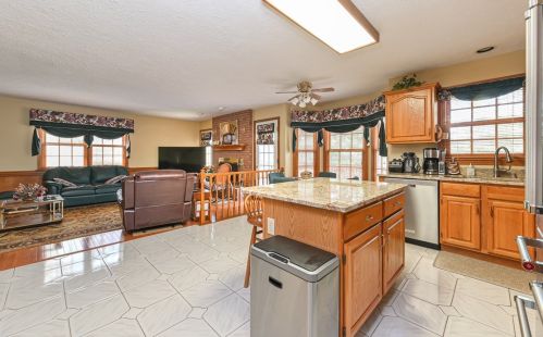 313 Old Babcock Trl, Gibsonia PA  15044-7411 exterior
