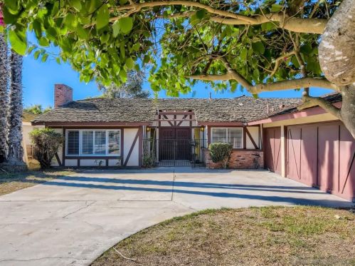 376 Silvergate Ave, San Diego, CA 92106-3347