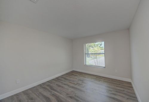 6568 Chugwater Cir, Port Saint Lucie FL  34983-2305 exterior