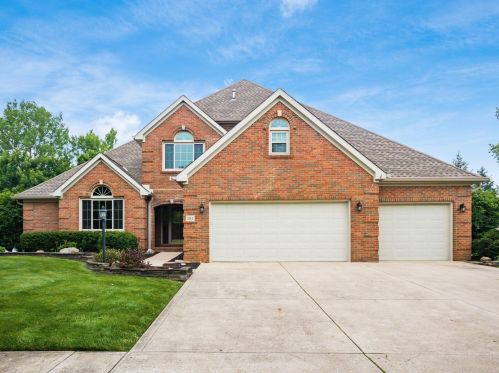 2914 Annabelle Ct, Darbydale, OH 43123-3574