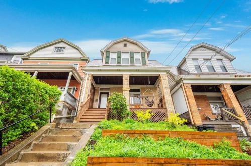 428 Iberia St, Pittsburgh, PA 15211-2110