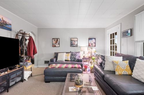 3112 Elroy Ave, Pittsburgh PA 15227-2825 exterior