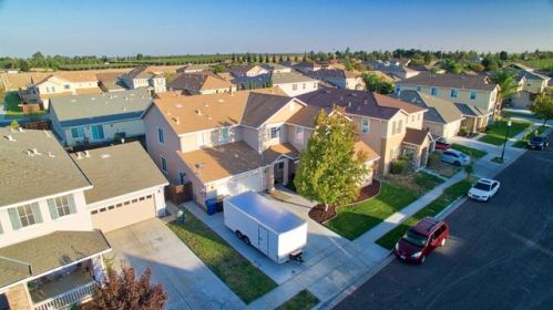 310 Summer Phlox Ln, Grayson, CA 95363-8323