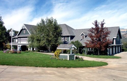 7118 Highway 66, Ashland, OR 97520-9736