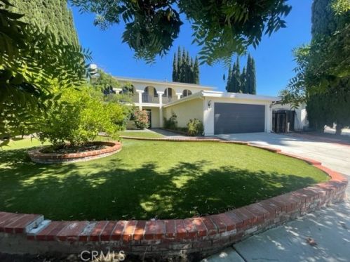 19707 Green Mountain Dr, Santa Clarita, CA 91321-2149