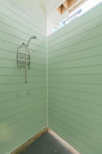 25314 Intrepid Ln, Galveston TX  77554-6612 exterior