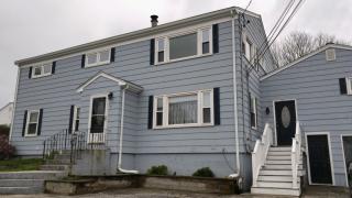 41 Perry Ave, Middletown RI  02842-5912 exterior
