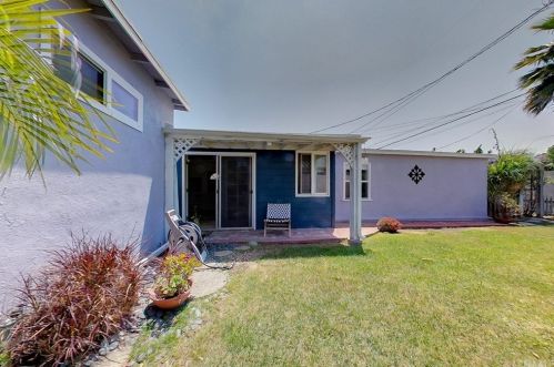 4333 Falcon Ave, Long Beach CA 90807-2503 exterior