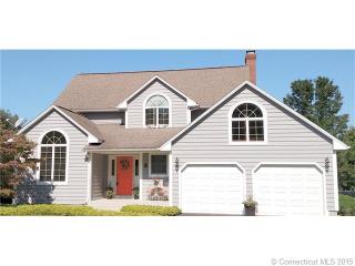 7 Yorkshire Dr, Waterford, CT 06385-1718