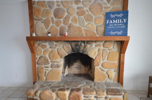 1939 Oceanshore Blvd, Flagler Beach FL  32136-2804 exterior