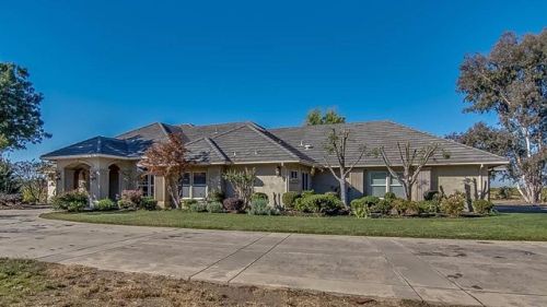 735 Fine Rd, Linden, CA 95236-9779