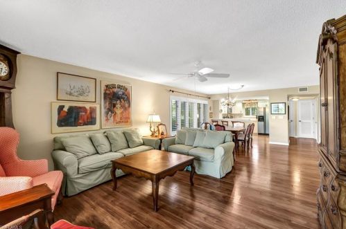 1617 Spoonbill Ln, Naples, FL 34105-2862