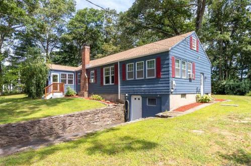 9 Hillsdale Rd, Amston, CT 06231-1736