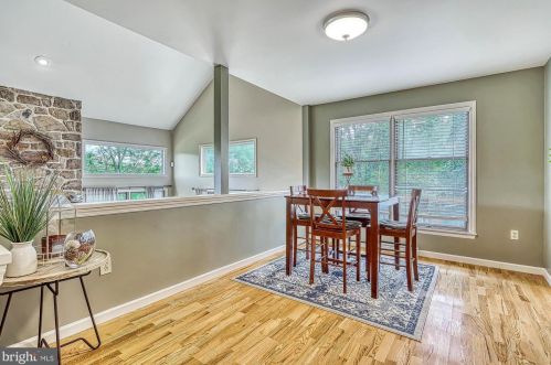 1015 Country Club Rd, Camp Hill PA  17011-1049 exterior