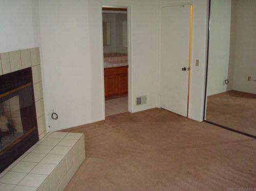 1473 Chalcedony St, San Diego CA 92109-2107 exterior