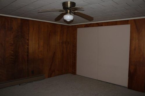 1215 Mount Jackson Rd, New Castle PA  16102-2919 exterior