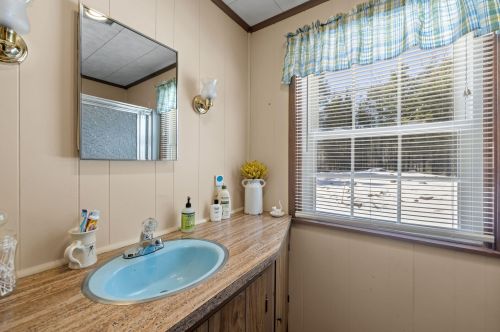 11 Orris Rd, Ellsworth NH  03285-6840 exterior