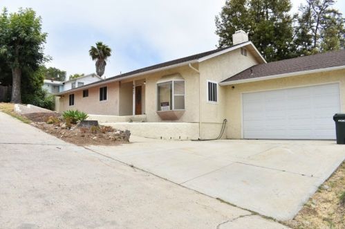 6677 Macarthur Dr, Lemon Grove, CA 91945-1337