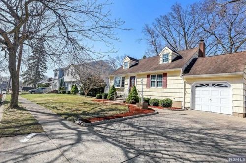 352 Hoover Ave, Westwood, NJ 07676-4710