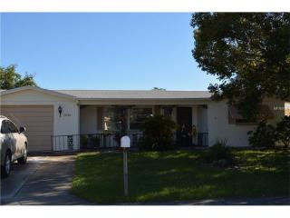 3010 Blue Bird Dr, Tarpon Springs, FL 34690-2104
