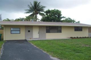 2713 Tarpon Dr, Hollywood FL  33023-4524 exterior