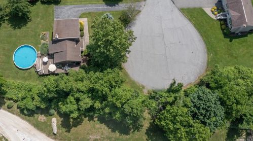 30 Scott Rd, Mahopac NY  10541-2761 exterior