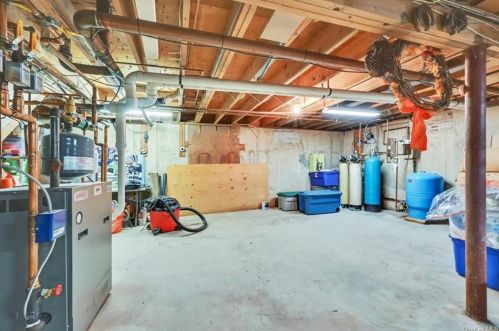 384 New Vernon Rd, Middletown NY  10940-7535 exterior