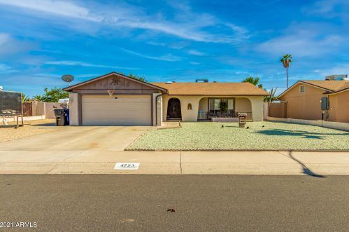 4723 Phelps Rd, Glendale, AZ 85306-1421