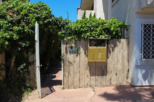 1428 Grand Ave, San Diego CA 92109-4375 exterior