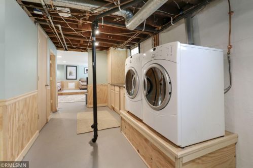 5236 Washburn Ave, Minneapolis MN  55410-2443 exterior