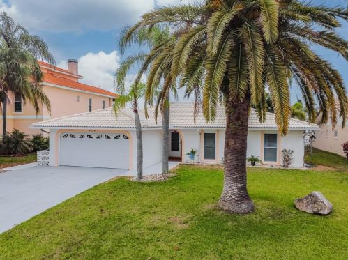 5024 Glenn Dr, New Port Richey, FL 34652-4495