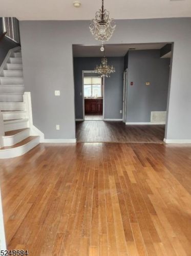 1402 84th St, North Bergen NJ  07047-4230 exterior