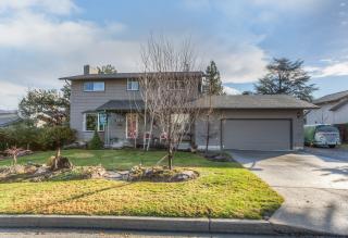 1417 Saddlerock Dr, Wenatchee, WA 98801-3230