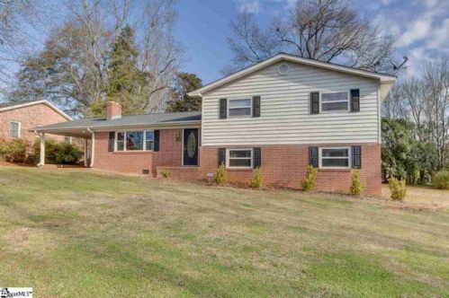 16 Vista Dr, Greenville, SC 29617-8145