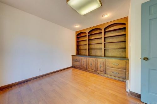 58 Quail Hollow Dr, Southington CT  06489-1616 exterior