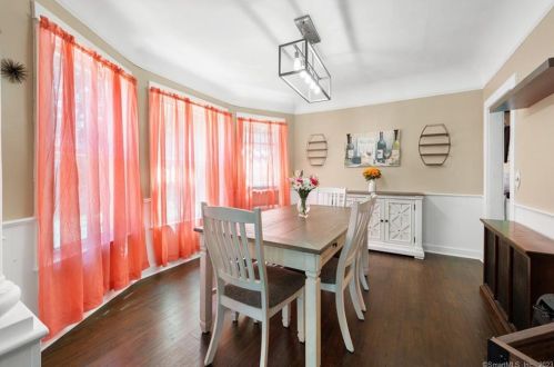 40 Hedge Ave, Norwich CT  06360-5920 exterior