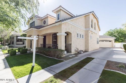 3011 Camellia Dr, Gilbert, AZ 85296-7828