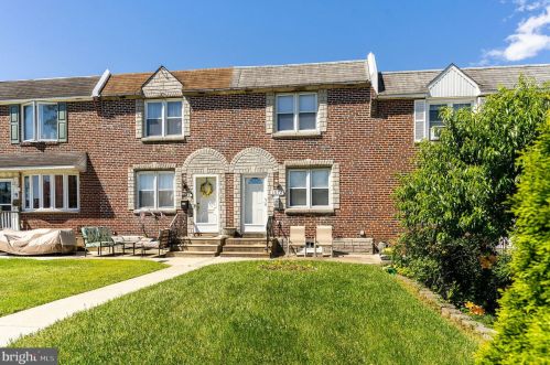 1072 Stratford Rd, Manor, PA 19036-1517