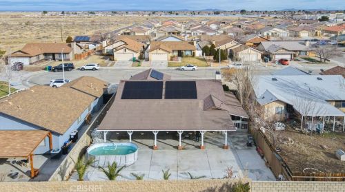 45331 Bison Cir, Lancaster CA  93535-2048 exterior