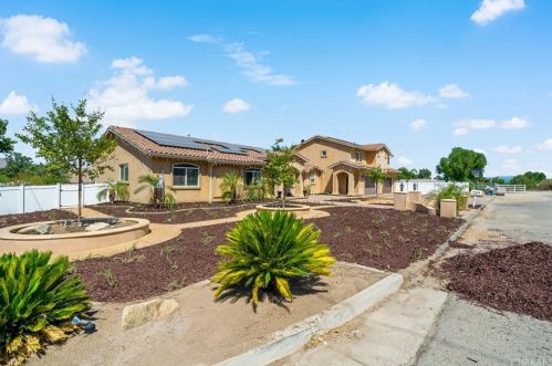 21132 Alameda Del Monte, Wildomar, CA 92595-8541