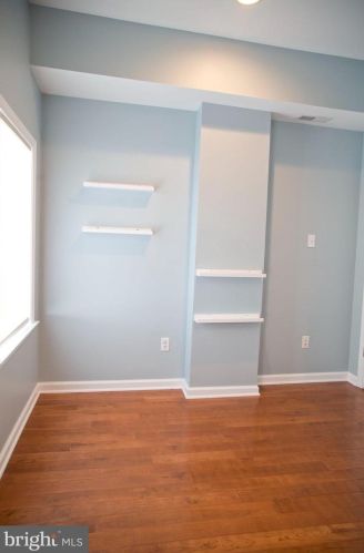 726 24 St, Philadelphia PA 19146-2540 exterior